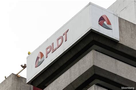 Spending Scandal at Philippine Phone Giant Had .